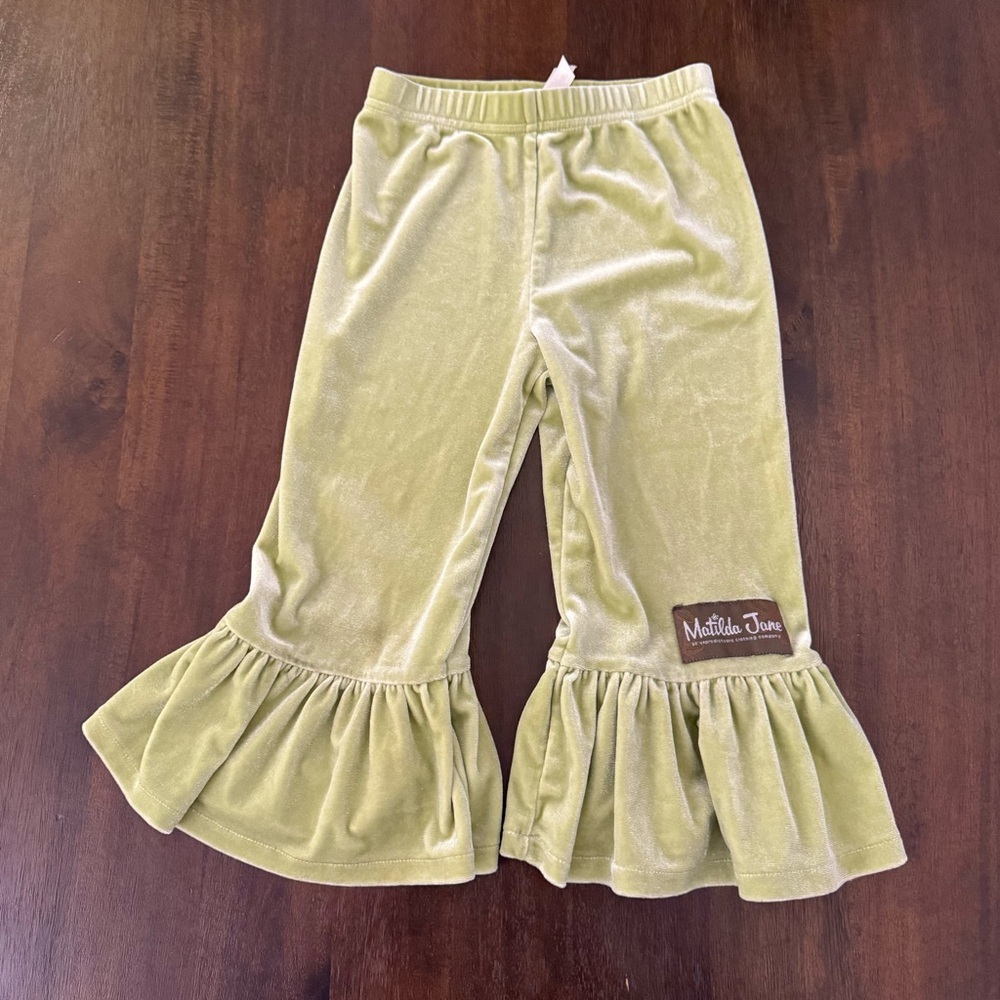 Matilda Jane Velvet‎ Ruffle Pants in Light Green